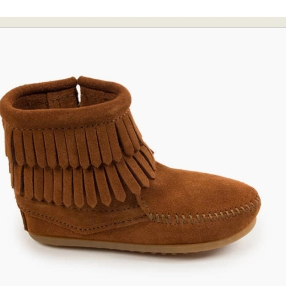 Minnetonka fringe zip booties, size 3, little girl